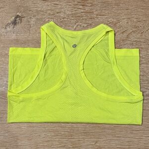 Lululemon Tank ⭐️